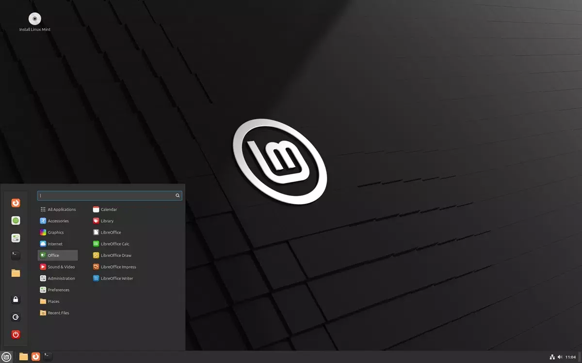 Capture du bureau Linux Mint avec le menu des applications ouvert